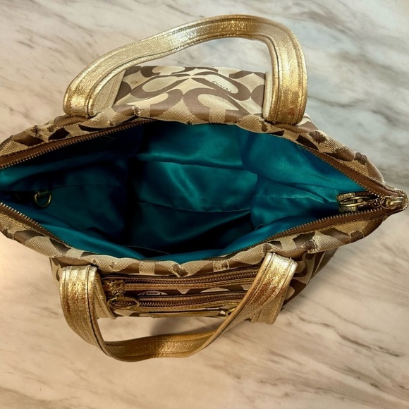 Coach Poppy Op Art Tote / Shoulder bag #13826 - Picture 6 of 9